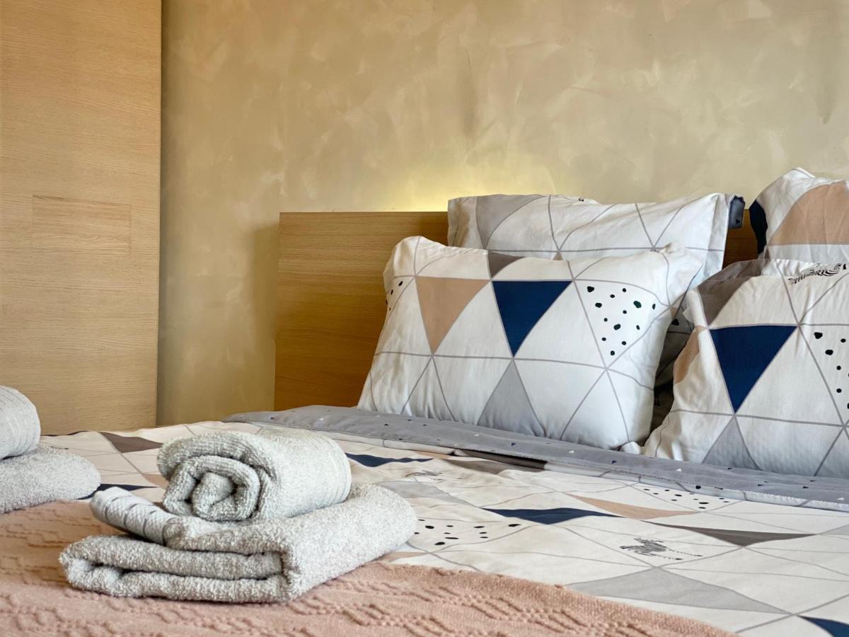 Entire Apartment For 4 Guests In Sofia Exterior photo